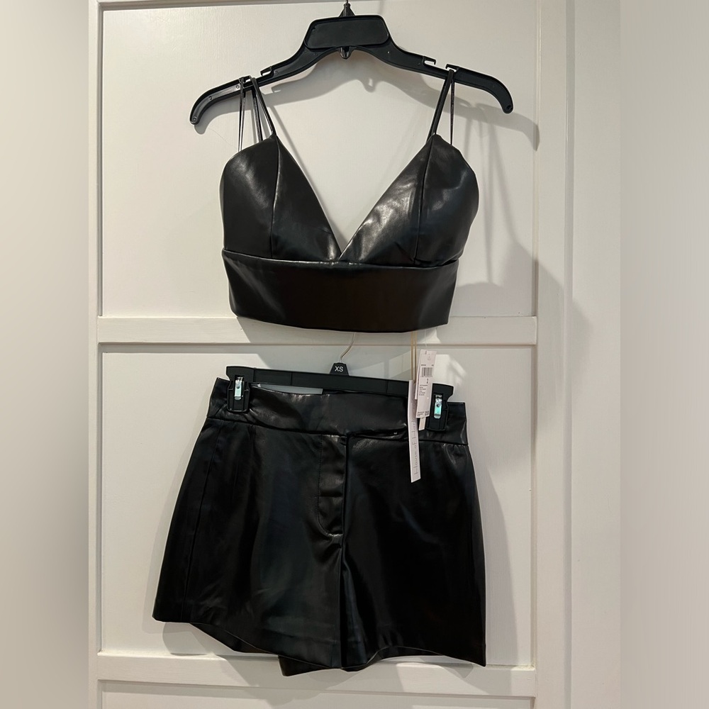 NWT House of Harlow Black Vegan Leather Crop Bra Top and Shorts Set 2